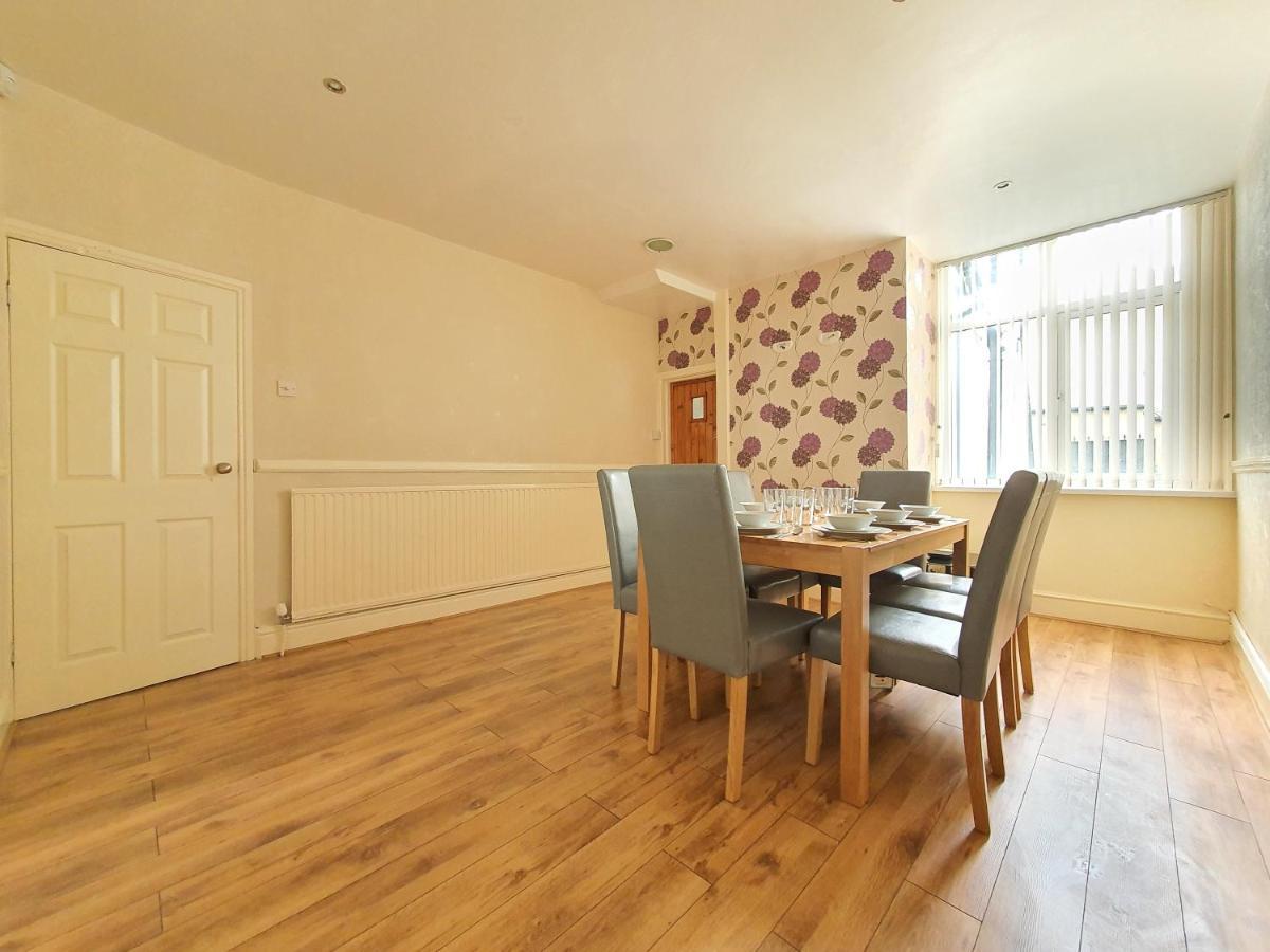 Dysa Crystal House Villa Blackpool Eksteriør billede